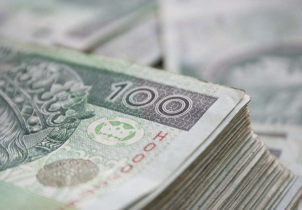 money zloty 100