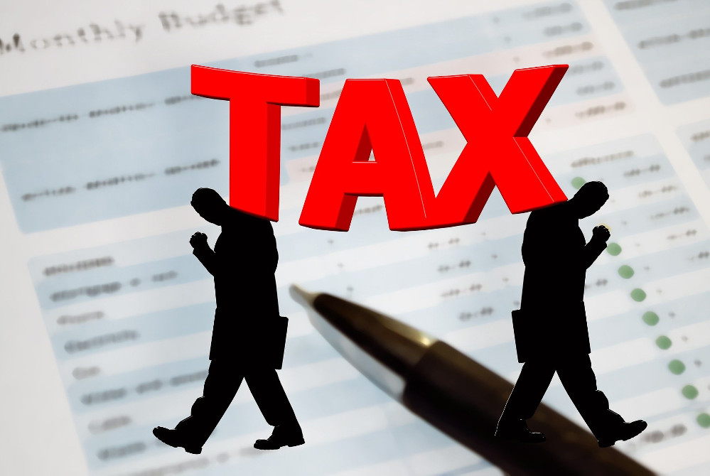 taxes podatki rezydent